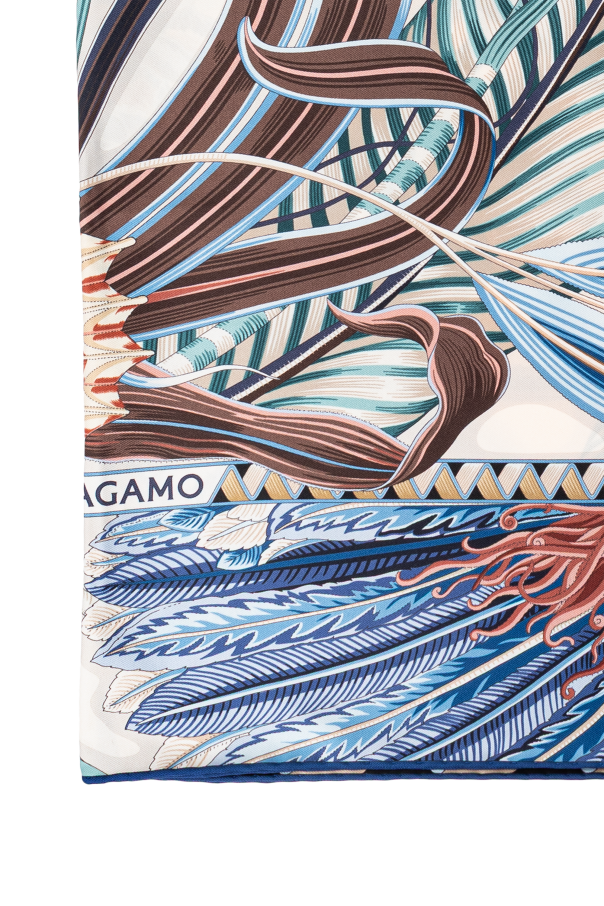 スカーフ Ferragamo Ivory Blue Silk Scarf With Giada Print FERRAGAMO Silk scarf with print 'Giada' | Women's
